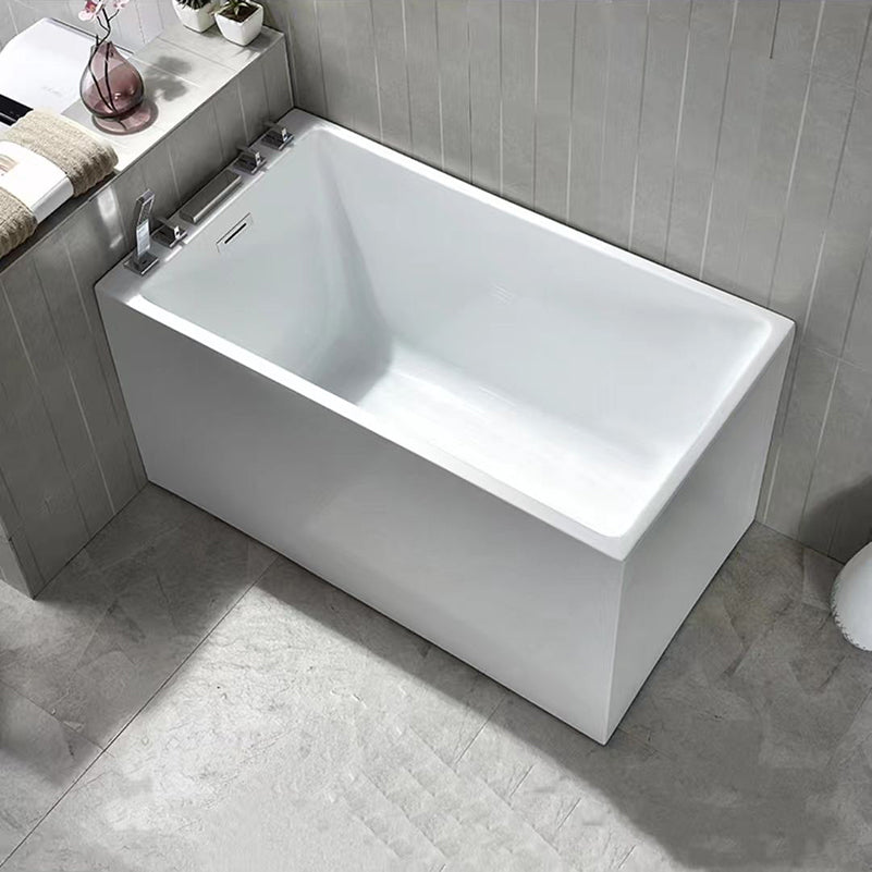 Contemporary Rectangle Acrylic Bathtub Freestanding Soaking Bathtub Without Seat Tub with Silver 5-Piece Set Clearhalo 'Bathroom Remodel & Bathroom Fixtures' 'Bathtubs' 'Home Improvement' 'home_improvement' 'home_improvement_bathtubs' 'Showers & Bathtubs' 6745303