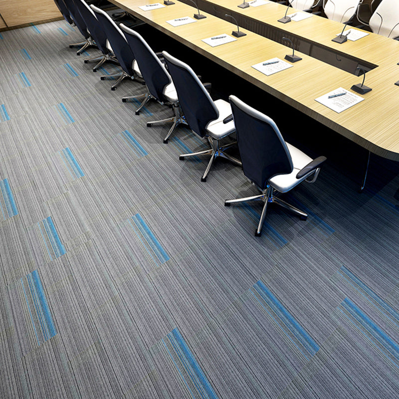 Carpet Tile Non-Skid Fade Resistant Gradient Loose Lay Carpet Tiles Living Room Clearhalo 'Carpet Tiles & Carpet Squares' 'carpet_tiles_carpet_squares' 'Flooring 'Home Improvement' 'home_improvement' 'home_improvement_carpet_tiles_carpet_squares' Walls and Ceiling' 6756193