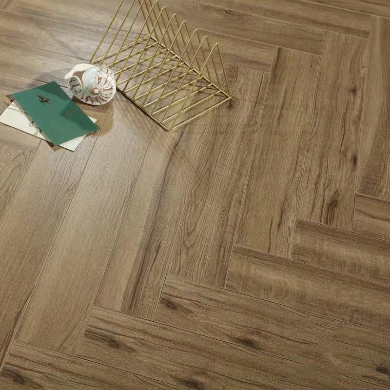 Slip Resistant Laminate Floor Wooden Laminate Plank Flooring Brown Clearhalo 'Flooring 'Home Improvement' 'home_improvement' 'home_improvement_laminate_flooring' 'Laminate Flooring' 'laminate_flooring' Walls and Ceiling' 6756960
