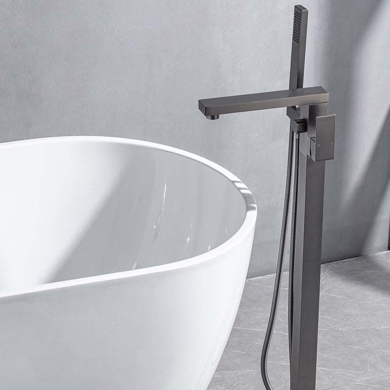 Modern Floor Mounted Metal Freestanding Tub Filler One Handle Freestanding Bathtub Faucet Clearhalo 'Bathroom Remodel & Bathroom Fixtures' 'Bathtub Faucets' 'bathtub_faucets' 'Home Improvement' 'home_improvement' 'home_improvement_bathtub_faucets' 6757844