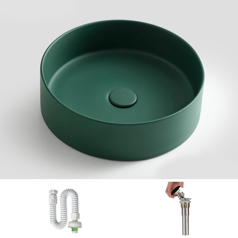 Modern Vessel Bathroom Sink Round Porcelain with Pop-Up Drain Basin Sink 16"L x 16"W x 5"H Green Unavailiable Clearhalo 'Bathroom Remodel & Bathroom Fixtures' 'Bathroom Sinks & Faucet Components' 'Bathroom Sinks' 'bathroom_sink' 'Home Improvement' 'home_improvement' 'home_improvement_bathroom_sink' 6772171