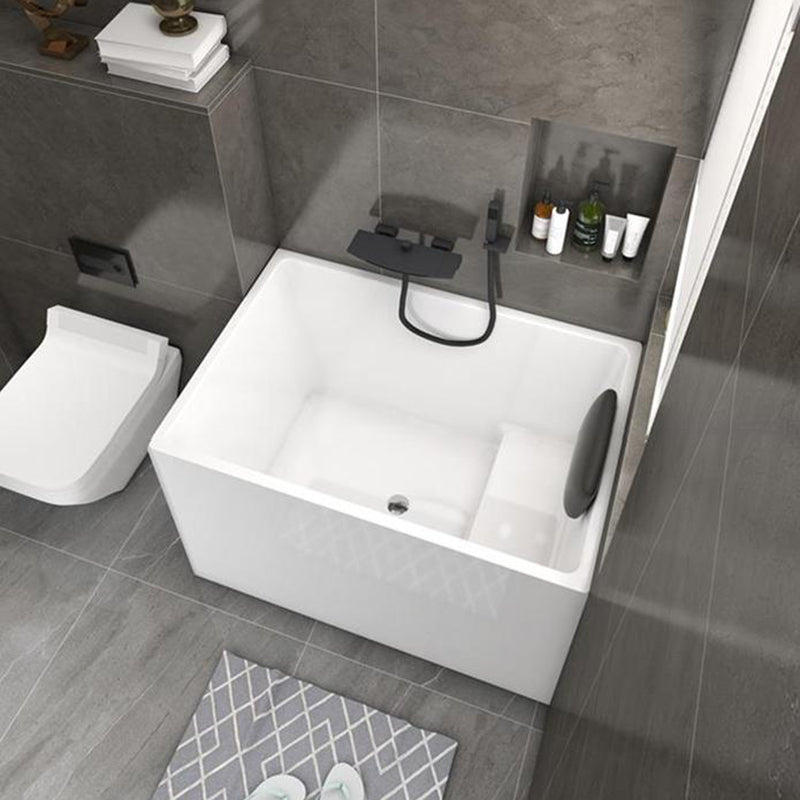 Back to Wall Soaking Bathtub Antique Finish Rectangular Acrylic Bath Tub Clearhalo 'Bathroom Remodel & Bathroom Fixtures' 'Bathtubs' 'Home Improvement' 'home_improvement' 'home_improvement_bathtubs' 'Showers & Bathtubs' 6782319