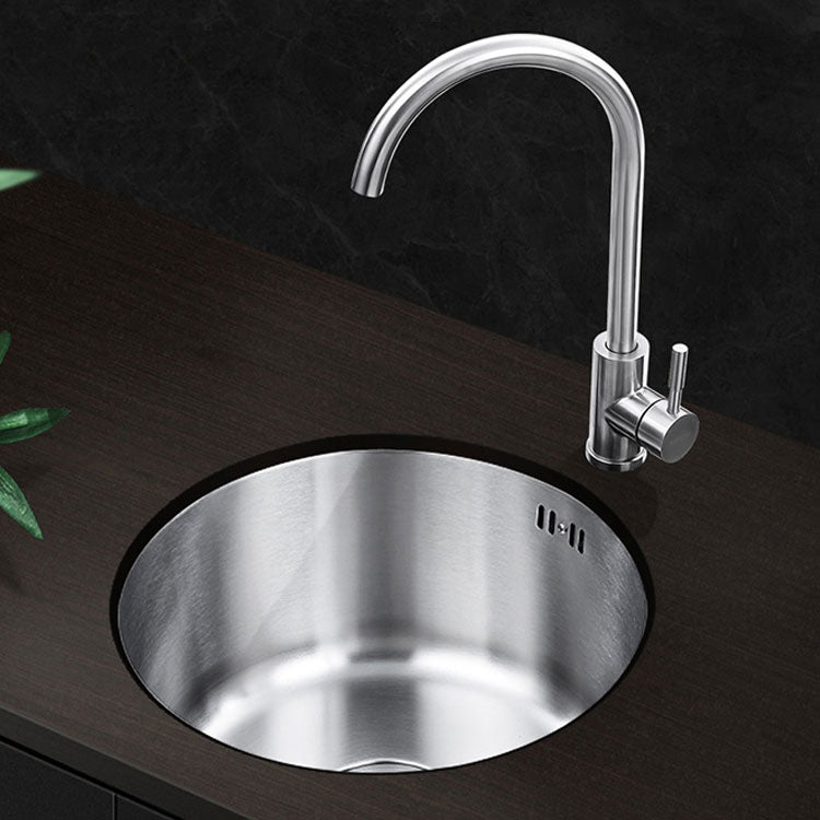 Contemporary Kitchen Sink Stainless Steel Single Bowl Kitchen Sink Clearhalo 'Home Improvement' 'home_improvement' 'home_improvement_kitchen_sinks' 'Kitchen Remodel & Kitchen Fixtures' 'Kitchen Sinks & Faucet Components' 'Kitchen Sinks' 'kitchen_sinks' 6786773