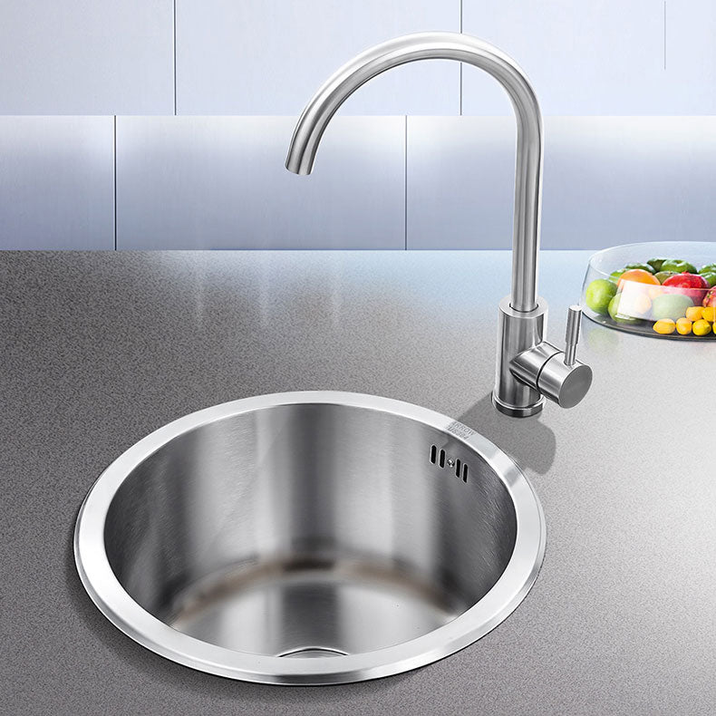 Contemporary Kitchen Sink Stainless Steel Single Bowl Kitchen Sink Clearhalo 'Home Improvement' 'home_improvement' 'home_improvement_kitchen_sinks' 'Kitchen Remodel & Kitchen Fixtures' 'Kitchen Sinks & Faucet Components' 'Kitchen Sinks' 'kitchen_sinks' 6786776