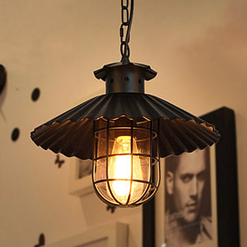 Wrought Iron Scalloped Edged Hanging Lamp with Cage Rustic 1 Head Restaurant Ceiling Pendant Light in Rust Clearhalo 'Art Deco Pendants' 'Cast Iron' 'Ceiling Lights' 'Ceramic' 'Crystal' 'Industrial Pendants' 'Industrial' 'Metal' 'Middle Century Pendants' 'Pendant Lights' 'Pendants' 'Tiffany' Lighting' 679704