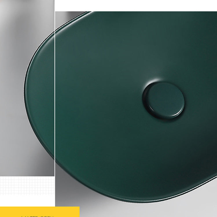 Modern Vessel Bathroom Sink Porcelain Oval with Pop-Up Drain and Faucet Vessel Sink Clearhalo 'Bathroom Remodel & Bathroom Fixtures' 'Bathroom Sinks & Faucet Components' 'Bathroom Sinks' 'bathroom_sink' 'Home Improvement' 'home_improvement' 'home_improvement_bathroom_sink' 6818759