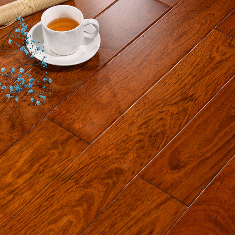 Modern Laminate Floor Wooden Laminate Floor with Scratch Resistant Red Brown Clearhalo 'Flooring 'Home Improvement' 'home_improvement' 'home_improvement_laminate_flooring' 'Laminate Flooring' 'laminate_flooring' Walls and Ceiling' 6818943