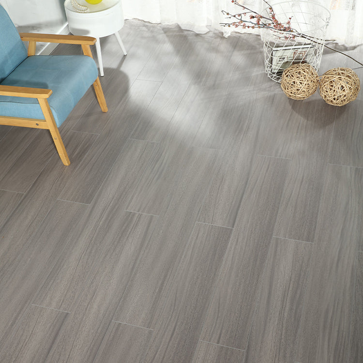 Scratch Resistant Wood Laminate Floor Textured Laminate Flooring Clearhalo 'Flooring 'Home Improvement' 'home_improvement' 'home_improvement_laminate_flooring' 'Laminate Flooring' 'laminate_flooring' Walls and Ceiling' 6837112