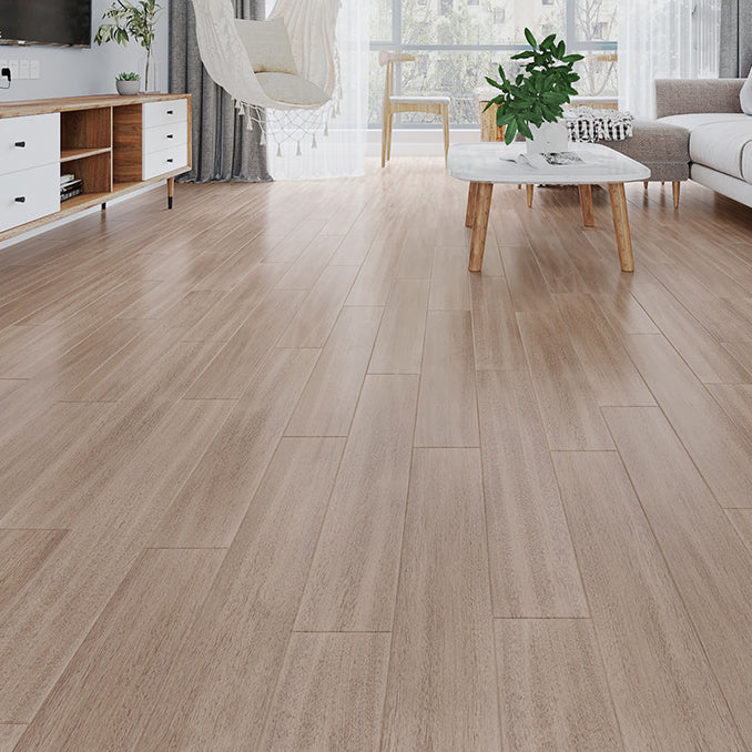 Wooden Laminate Floor Water-Resistant Tongue and Groove Llocking Laminate Plank Flooring Clearhalo 'Flooring 'Home Improvement' 'home_improvement' 'home_improvement_laminate_flooring' 'Laminate Flooring' 'laminate_flooring' Walls and Ceiling' 6837176