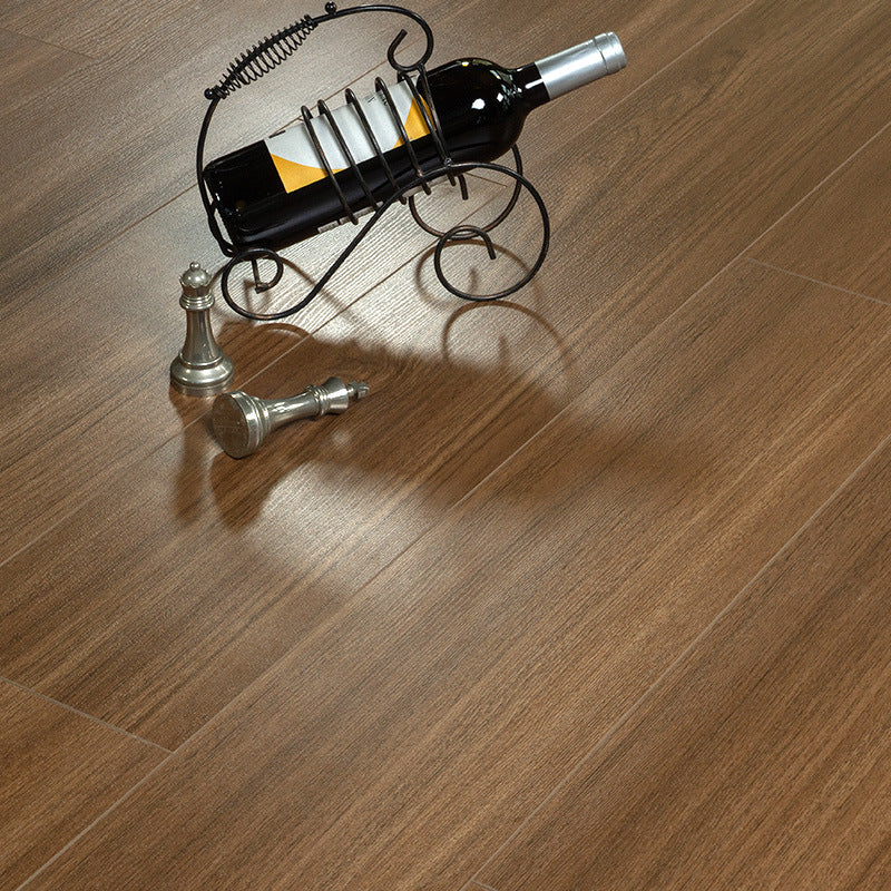 Mildew Resistant Laminate Flooring Solid Wood Laminate Plank Flooring Dark Brown Clearhalo 'Flooring 'Home Improvement' 'home_improvement' 'home_improvement_laminate_flooring' 'Laminate Flooring' 'laminate_flooring' Walls and Ceiling' 6837234