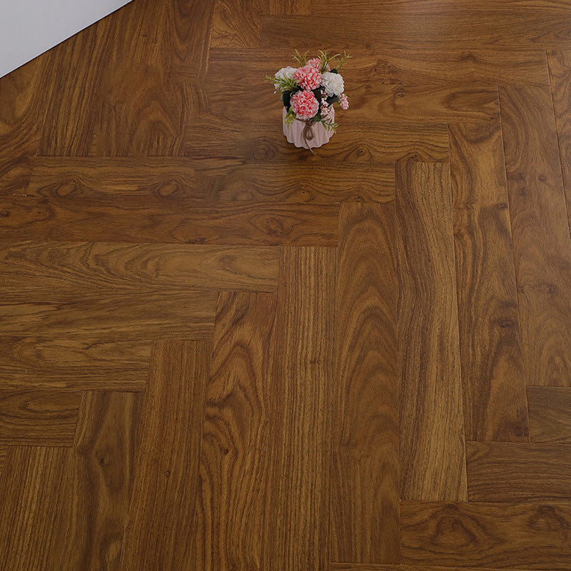 Slip Resistant Laminate Floor Click Lock Wood Laminate Plank Flooring Brown Clearhalo 'Flooring 'Home Improvement' 'home_improvement' 'home_improvement_laminate_flooring' 'Laminate Flooring' 'laminate_flooring' Walls and Ceiling' 6837255