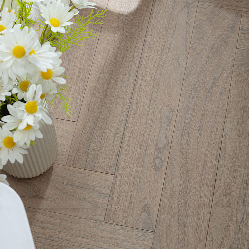 Slip Resistant Laminate Floor Click Lock Wood Laminate Plank Flooring Khaki Clearhalo 'Flooring 'Home Improvement' 'home_improvement' 'home_improvement_laminate_flooring' 'Laminate Flooring' 'laminate_flooring' Walls and Ceiling' 6837256