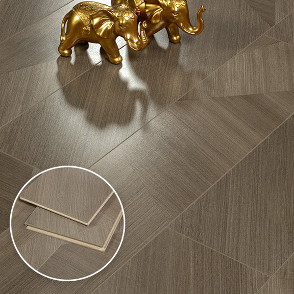 Water-Resistant Laminate Click Lock Brown Wooden Laminate Flooring Clearhalo 'Flooring 'Home Improvement' 'home_improvement' 'home_improvement_laminate_flooring' 'Laminate Flooring' 'laminate_flooring' Walls and Ceiling' 6837332