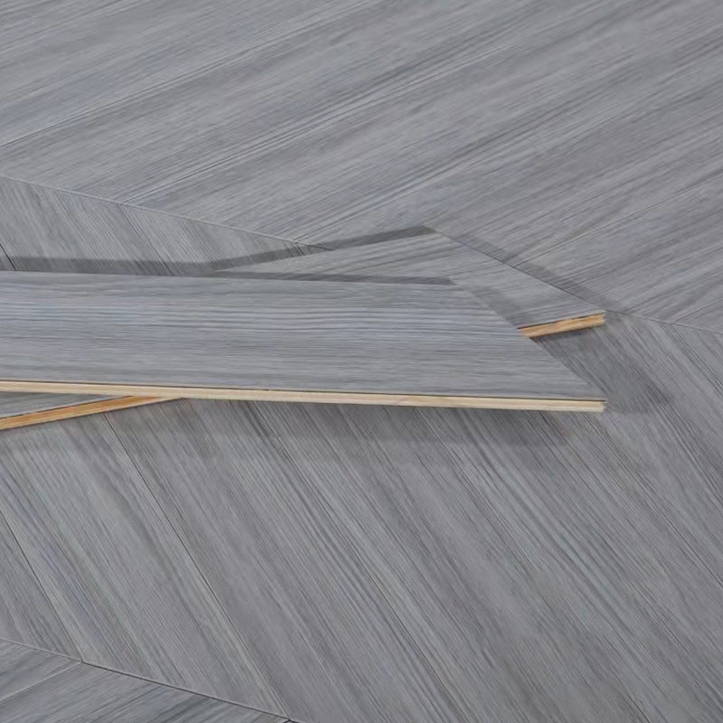 Wooden Textured Laminate Floor Waterproof Click Lock Laminate Flooring Silver/Gray Clearhalo 'Flooring 'Home Improvement' 'home_improvement' 'home_improvement_laminate_flooring' 'Laminate Flooring' 'laminate_flooring' Walls and Ceiling' 6837346
