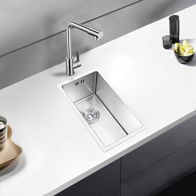 Rectangle Stainless Steel Sink Single Bowl Modern Kitchen Sink with Strainer Clearhalo 'Home Improvement' 'home_improvement' 'home_improvement_kitchen_sinks' 'Kitchen Remodel & Kitchen Fixtures' 'Kitchen Sinks & Faucet Components' 'Kitchen Sinks' 'kitchen_sinks' 6849210