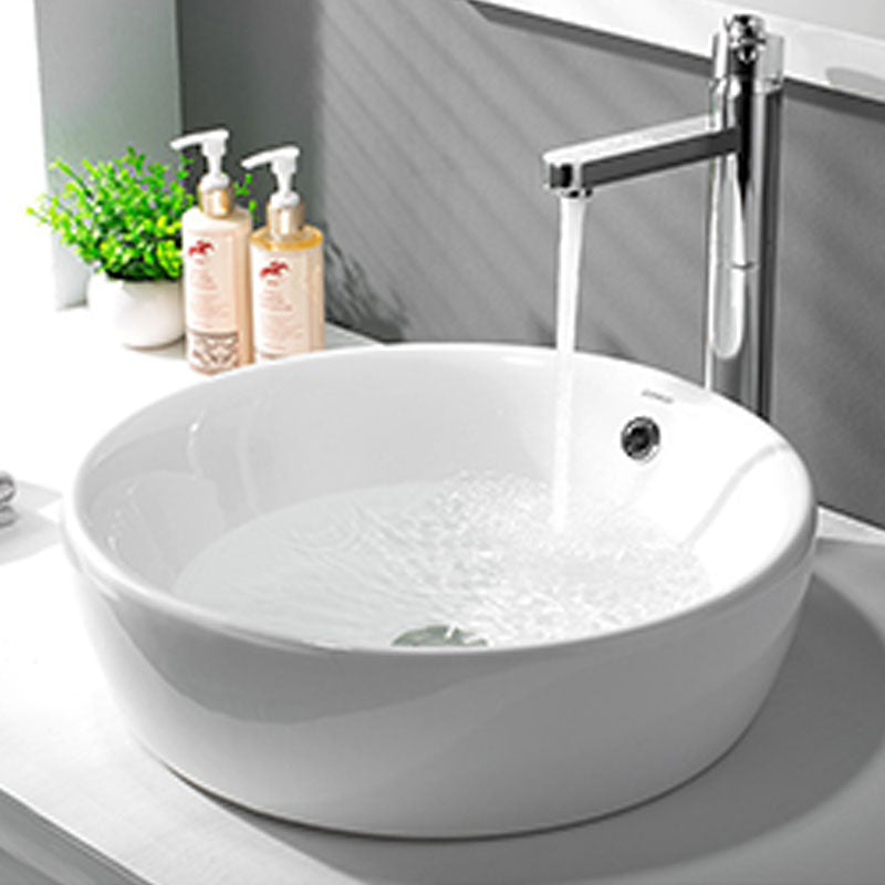 Classic Trough Bathroom Sink Solid Color Trough Sink with Overflow(Not Included Faucet) Clearhalo 'Bathroom Remodel & Bathroom Fixtures' 'Bathroom Sinks & Faucet Components' 'Bathroom Sinks' 'bathroom_sink' 'Home Improvement' 'home_improvement' 'home_improvement_bathroom_sink' 6849618