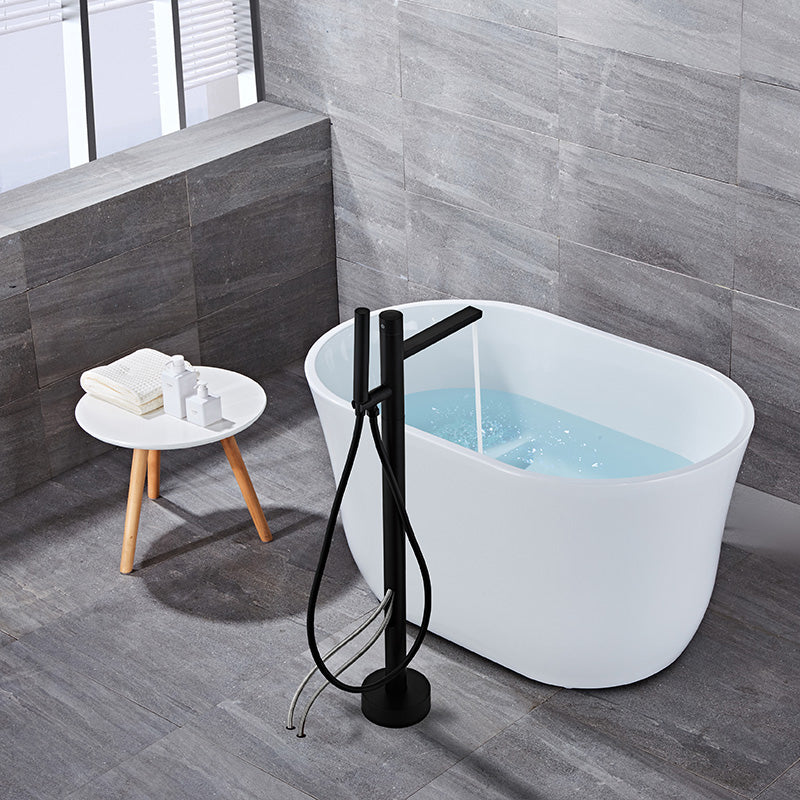 Traditional Style Freestanding Tub Filler Pure Color Floor Mount Freestanding Tub Filler Black Open Decoration Clearhalo 'Bathroom Remodel & Bathroom Fixtures' 'Bathtub Faucets' 'bathtub_faucets' 'Home Improvement' 'home_improvement' 'home_improvement_bathtub_faucets' 6849731