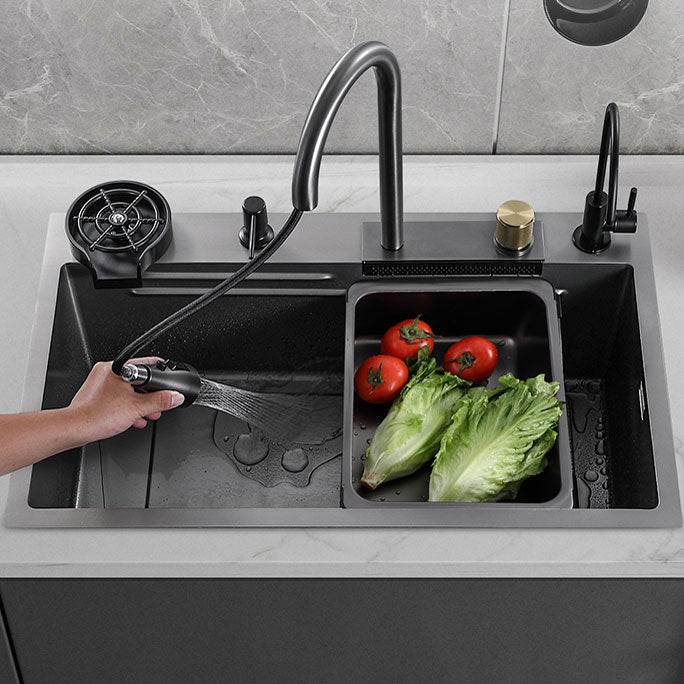 Contemporary Black Sink Stainless Steel Kitchen Sink with Soundproofing Clearhalo 'Home Improvement' 'home_improvement' 'home_improvement_kitchen_sinks' 'Kitchen Remodel & Kitchen Fixtures' 'Kitchen Sinks & Faucet Components' 'Kitchen Sinks' 'kitchen_sinks' 6859654