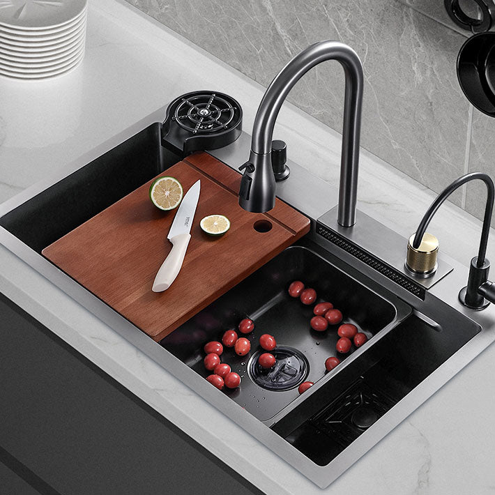 Contemporary Black Sink Stainless Steel Kitchen Sink with Soundproofing Clearhalo 'Home Improvement' 'home_improvement' 'home_improvement_kitchen_sinks' 'Kitchen Remodel & Kitchen Fixtures' 'Kitchen Sinks & Faucet Components' 'Kitchen Sinks' 'kitchen_sinks' 6859658