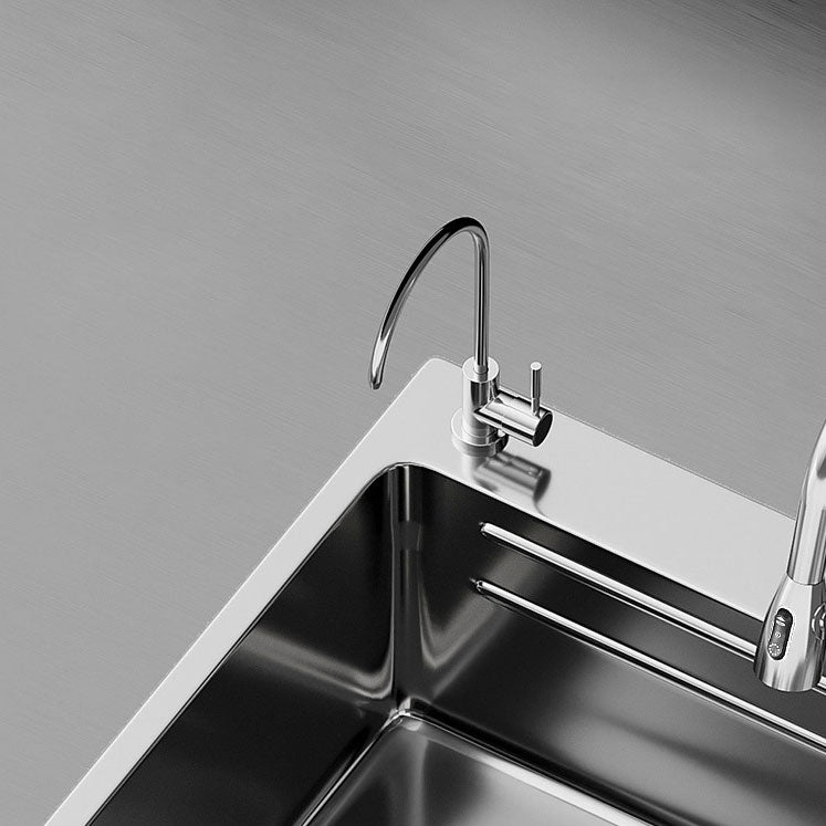 Modern Kitchen Sink Stainless Steel Strainer Kitchen Sink with Faucet in Chrome Clearhalo 'Home Improvement' 'home_improvement' 'home_improvement_kitchen_sinks' 'Kitchen Remodel & Kitchen Fixtures' 'Kitchen Sinks & Faucet Components' 'Kitchen Sinks' 'kitchen_sinks' 6859684