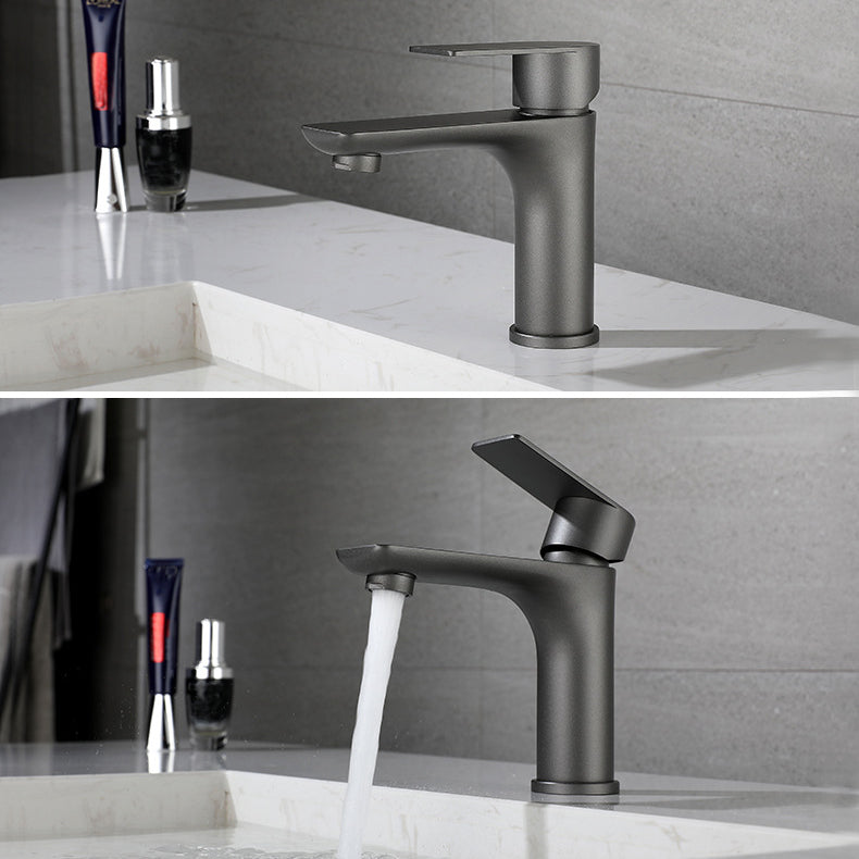 Modern Vessel Faucet Copper Single Handle Low Arc Vessel Faucet for Home Clearhalo 'Bathroom Remodel & Bathroom Fixtures' 'Bathroom Sink Faucets' 'Bathroom Sinks & Faucet Components' 'bathroom_sink_faucets' 'Home Improvement' 'home_improvement' 'home_improvement_bathroom_sink_faucets' 6871234