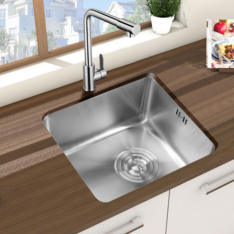 Classic Single Basin Sink Stainless Steel Workstation Sink with Faucet Clearhalo 'Home Improvement' 'home_improvement' 'home_improvement_kitchen_sinks' 'Kitchen Remodel & Kitchen Fixtures' 'Kitchen Sinks & Faucet Components' 'Kitchen Sinks' 'kitchen_sinks' 6871559
