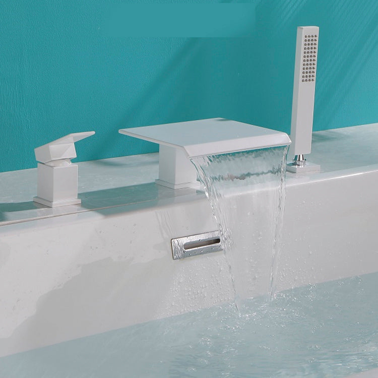 Modern Style Roman Tub Filler Deck-Mount Low Arc Copper Roman Tub Filler Clearhalo 'Bathroom Remodel & Bathroom Fixtures' 'Bathtub Faucets' 'bathtub_faucets' 'Home Improvement' 'home_improvement' 'home_improvement_bathtub_faucets' 6871979