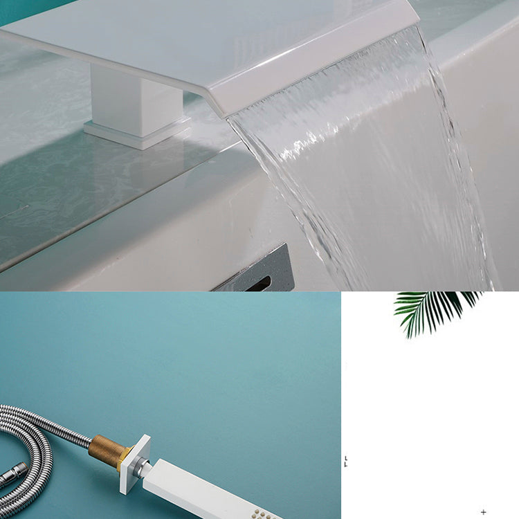 Modern Style Roman Tub Filler Deck-Mount Low Arc Copper Roman Tub Filler Clearhalo 'Bathroom Remodel & Bathroom Fixtures' 'Bathtub Faucets' 'bathtub_faucets' 'Home Improvement' 'home_improvement' 'home_improvement_bathtub_faucets' 6871983