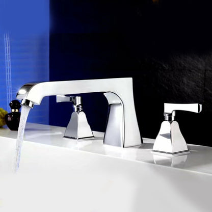 Modern Style Roman Tub Filler Low Arc Deck-Mount Copper Roman Tub Filler Silver 3 Hole Faucets Clearhalo 'Bathroom Remodel & Bathroom Fixtures' 'Bathtub Faucets' 'bathtub_faucets' 'Home Improvement' 'home_improvement' 'home_improvement_bathtub_faucets' 6871992