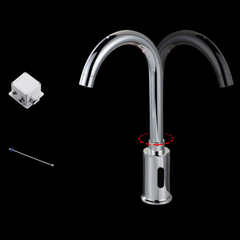 Touchless Sensor Kitchen Sink Faucet Stainless Steel Swivel Spout with Accessories Brass Battery Model 1 Supply Line Included Clearhalo 'Home Improvement' 'home_improvement' 'home_improvement_kitchen_faucets' 'Kitchen Faucets' 'Kitchen Remodel & Kitchen Fixtures' 'Kitchen Sinks & Faucet Components' 'kitchen_faucets' 6881165