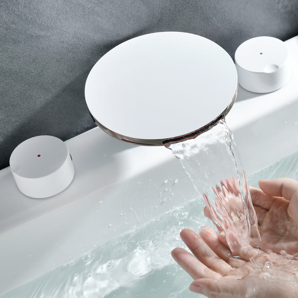 Bathroom Faucet Flush Mount Waterfall Knob Handle Bathtub Faucet Clearhalo 'Bathroom Remodel & Bathroom Fixtures' 'Bathtub Faucets' 'bathtub_faucets' 'Home Improvement' 'home_improvement' 'home_improvement_bathtub_faucets' 6881921