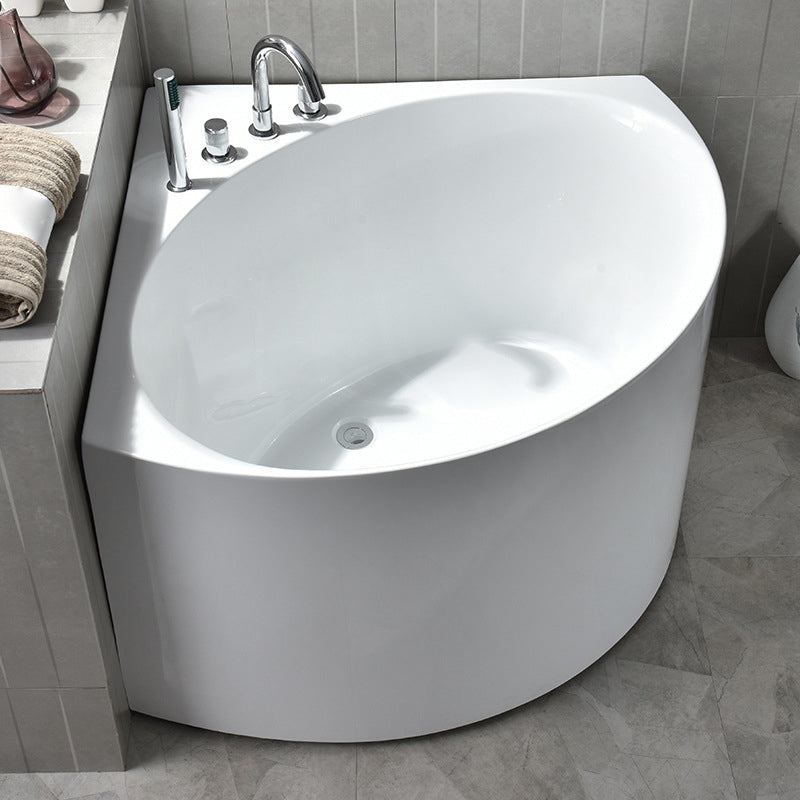 Modern Acrylic Corner Bath 24.8-inch Tall Soaking White Bathtub 39"L x 37"W x 25"H Tub with Sliver 4-Piece Set Clearhalo 'Bathroom Remodel & Bathroom Fixtures' 'Bathtubs' 'Home Improvement' 'home_improvement' 'home_improvement_bathtubs' 'Showers & Bathtubs' 6889968