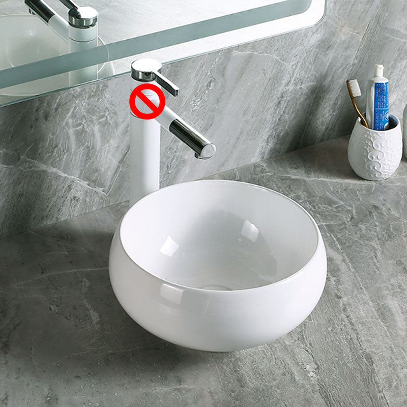 Modern Vessel Bathroom Sink Porcelain with Pop-Up Drain Vessel Sink without Faucet 12.6"L x 12.6"W x 5.5"H Clearhalo 'Bathroom Remodel & Bathroom Fixtures' 'Bathroom Sinks & Faucet Components' 'Bathroom Sinks' 'bathroom_sink' 'Home Improvement' 'home_improvement' 'home_improvement_bathroom_sink' 6894593