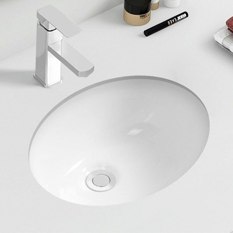 Modern Porcelain Bathroom Sink Undermount Bathroom Sink in White(Not Including Faucet) Clearhalo 'Bathroom Remodel & Bathroom Fixtures' 'Bathroom Sinks & Faucet Components' 'Bathroom Sinks' 'bathroom_sink' 'Home Improvement' 'home_improvement' 'home_improvement_bathroom_sink' 6914034