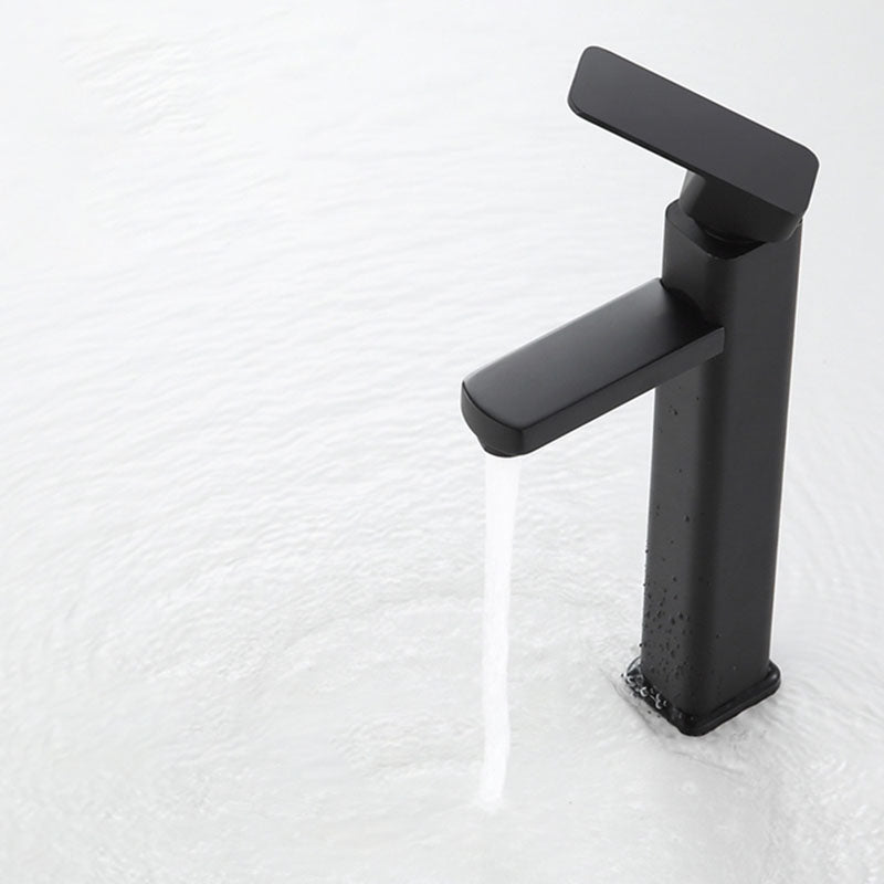 Modern White Vessel Sink Porcelain Vessel Bathroom Sink with Faucet Clearhalo 'Bathroom Remodel & Bathroom Fixtures' 'Bathroom Sinks & Faucet Components' 'Bathroom Sinks' 'bathroom_sink' 'Home Improvement' 'home_improvement' 'home_improvement_bathroom_sink' 6914062