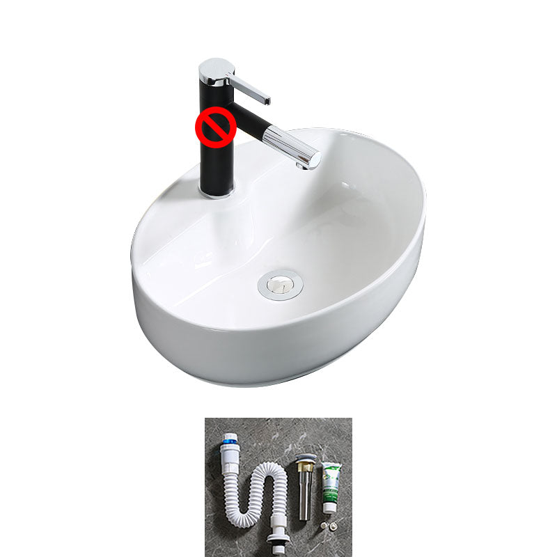Modern Bathroom Sink Porcelain Rectangle Bathroom Sink in White(Not Including Faucet) 17"L x 13"W x 5"H Clearhalo 'Bathroom Remodel & Bathroom Fixtures' 'Bathroom Sinks & Faucet Components' 'Bathroom Sinks' 'bathroom_sink' 'Home Improvement' 'home_improvement' 'home_improvement_bathroom_sink' 6914230