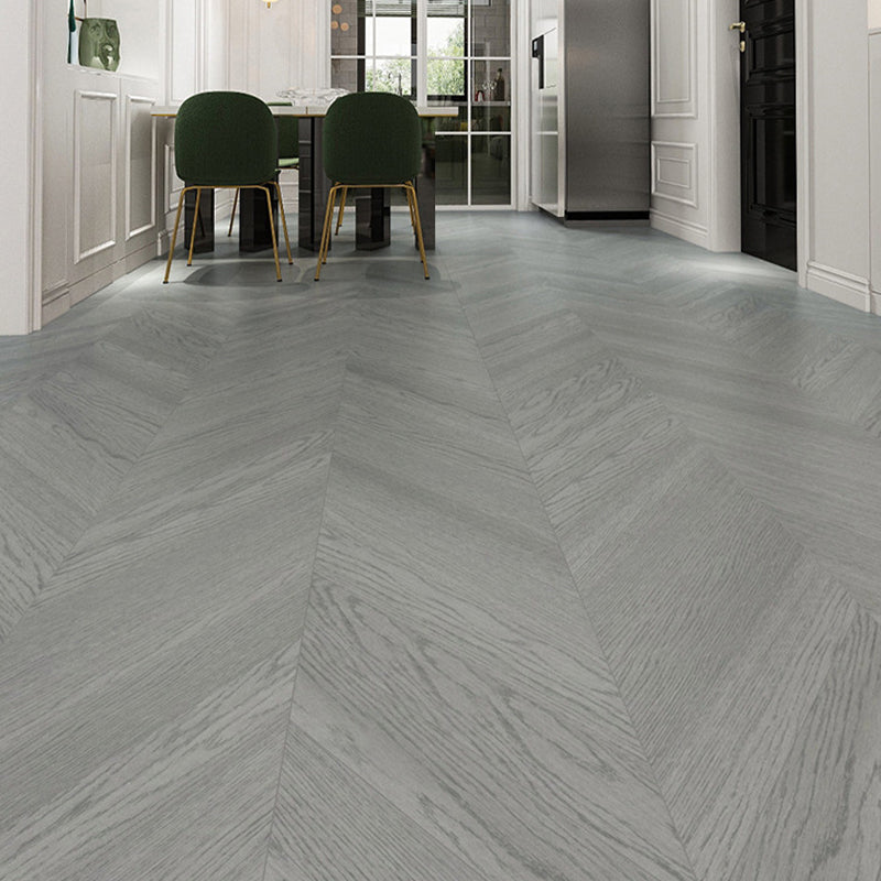 Modern Plank Flooring Scratch Resistant Smooth Wooden Floor Tile Grey Clearhalo 'Flooring 'Hardwood Flooring' 'hardwood_flooring' 'Home Improvement' 'home_improvement' 'home_improvement_hardwood_flooring' Walls and Ceiling' 6914343