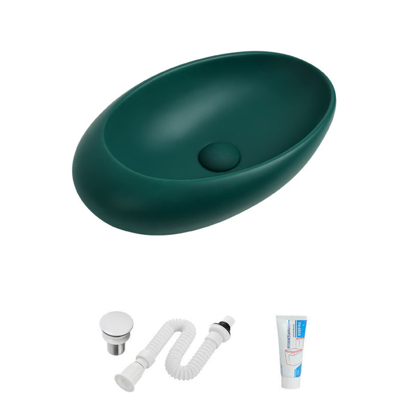 Modern Vessel Bathroom Sink Oval Porcelain with Faucet Vessel Sink Green Sink Clearhalo 'Bathroom Remodel & Bathroom Fixtures' 'Bathroom Sinks & Faucet Components' 'Bathroom Sinks' 'bathroom_sink' 'Home Improvement' 'home_improvement' 'home_improvement_bathroom_sink' 6914603