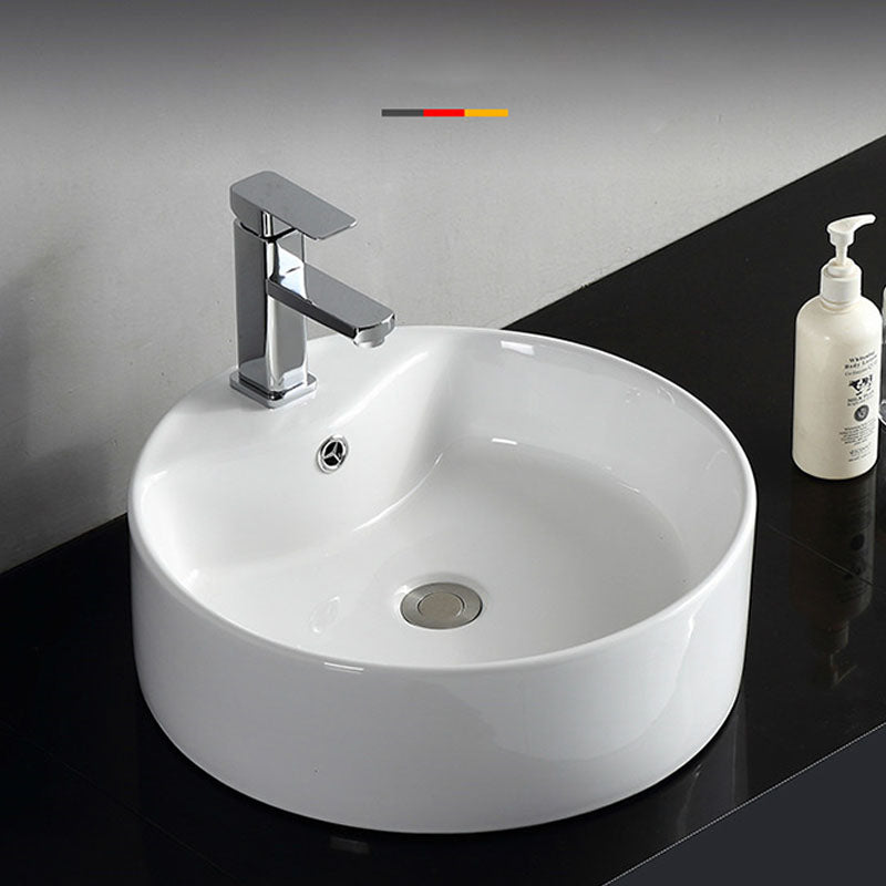 Rectangular and Round Vessel Sink in white with No Craftsmanship Basin Sink 18"L x 18"W x 6"H Sink with Faucet Clearhalo 'Bathroom Remodel & Bathroom Fixtures' 'Bathroom Sinks & Faucet Components' 'Bathroom Sinks' 'bathroom_sink' 'Home Improvement' 'home_improvement' 'home_improvement_bathroom_sink' 6914626