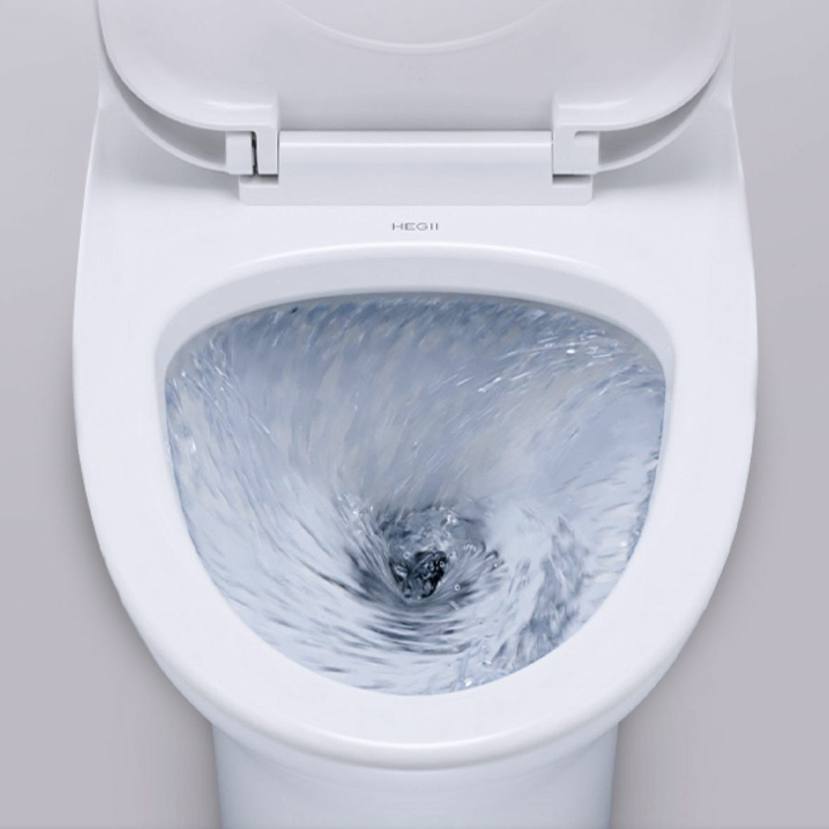 Traditional Porcelain Toilet One Piece Floor Mounted Siphon Jet Toilet Clearhalo 'Bathroom Remodel & Bathroom Fixtures' 'Home Improvement' 'home_improvement' 'home_improvement_toilets' 'Toilets & Bidets' 'Toilets' 6916439