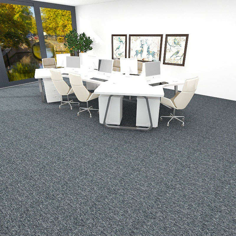 Carpet Tile Fade Resistant Non-Skid Solid Color Self-Stick Carpet Tiles Dining Room Light Gray-Black Clearhalo 'Carpet Tiles & Carpet Squares' 'carpet_tiles_carpet_squares' 'Flooring 'Home Improvement' 'home_improvement' 'home_improvement_carpet_tiles_carpet_squares' Walls and Ceiling' 6916475