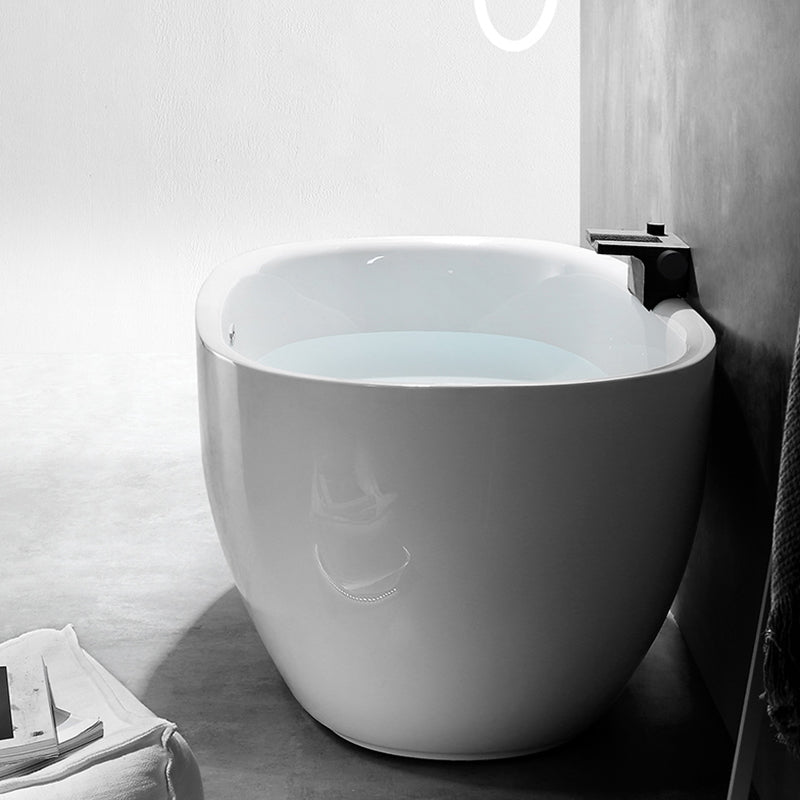 Acrylic Bathtub White Freestanding Soaking Bathtub , 23.62-inch Tall 59"L x 29"W x 24"H Bathtub & Black Faucet Clearhalo 'Bathroom Remodel & Bathroom Fixtures' 'Bathtubs' 'Home Improvement' 'home_improvement' 'home_improvement_bathtubs' 'Showers & Bathtubs' 6921704