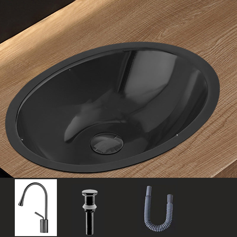 Oval Undermount Bathroom Sink Stainless Steel Shut-Off Valve Included Bathroom Sink Black Round Faucet Sink with Faucet Clearhalo 'Bathroom Remodel & Bathroom Fixtures' 'Bathroom Sinks & Faucet Components' 'Bathroom Sinks' 'bathroom_sink' 'Home Improvement' 'home_improvement' 'home_improvement_bathroom_sink' 6926762