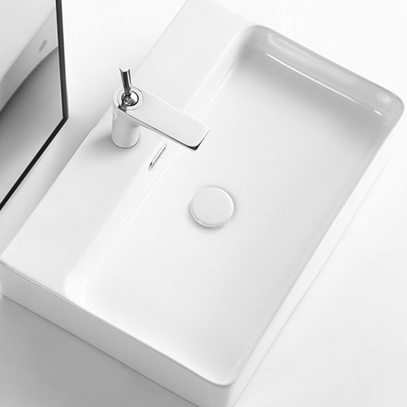 Modern Style Rectangular Vessel Sink with 1-Faucet Hole Porcelain Wash Stand Clearhalo 'Bathroom Remodel & Bathroom Fixtures' 'Bathroom Sinks & Faucet Components' 'Bathroom Sinks' 'bathroom_sink' 'Home Improvement' 'home_improvement' 'home_improvement_bathroom_sink' 6926776