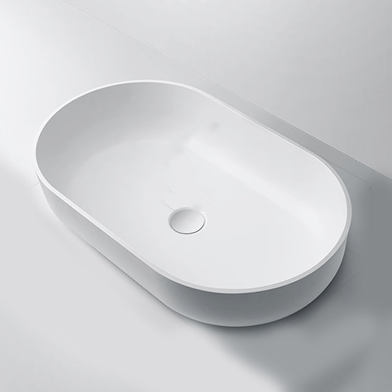 Oval Porcelain Vessel Sink Modern Bathroom Sink with Overflow(Not Including Faucet) White Oval Clearhalo 'Bathroom Remodel & Bathroom Fixtures' 'Bathroom Sinks & Faucet Components' 'Bathroom Sinks' 'bathroom_sink' 'Home Improvement' 'home_improvement' 'home_improvement_bathroom_sink' 6926841