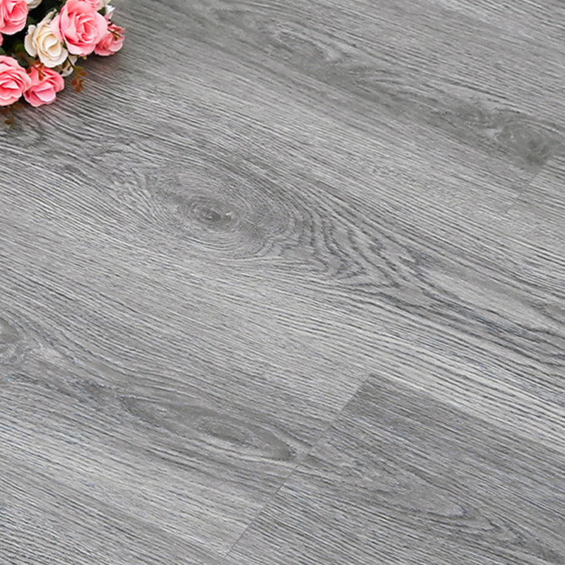 Modern Wood Laminate Flooring Stain Resistant Laminate Plank Flooring Set of 7 Silver Gray Clearhalo 'Flooring 'Home Improvement' 'home_improvement' 'home_improvement_laminate_flooring' 'Laminate Flooring' 'laminate_flooring' Walls and Ceiling' 6927992