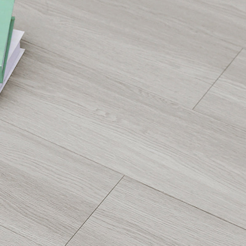 Modern Wood Laminate Flooring Stain Resistant Laminate Plank Flooring Set of 7 Gray/ White Clearhalo 'Flooring 'Home Improvement' 'home_improvement' 'home_improvement_laminate_flooring' 'Laminate Flooring' 'laminate_flooring' Walls and Ceiling' 6928000