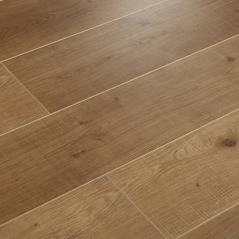 Modern Wood Laminate Flooring Stain Resistant Laminate Plank Flooring Light Brown Clearhalo 'Flooring 'Home Improvement' 'home_improvement' 'home_improvement_laminate_flooring' 'Laminate Flooring' 'laminate_flooring' Walls and Ceiling' 6928650