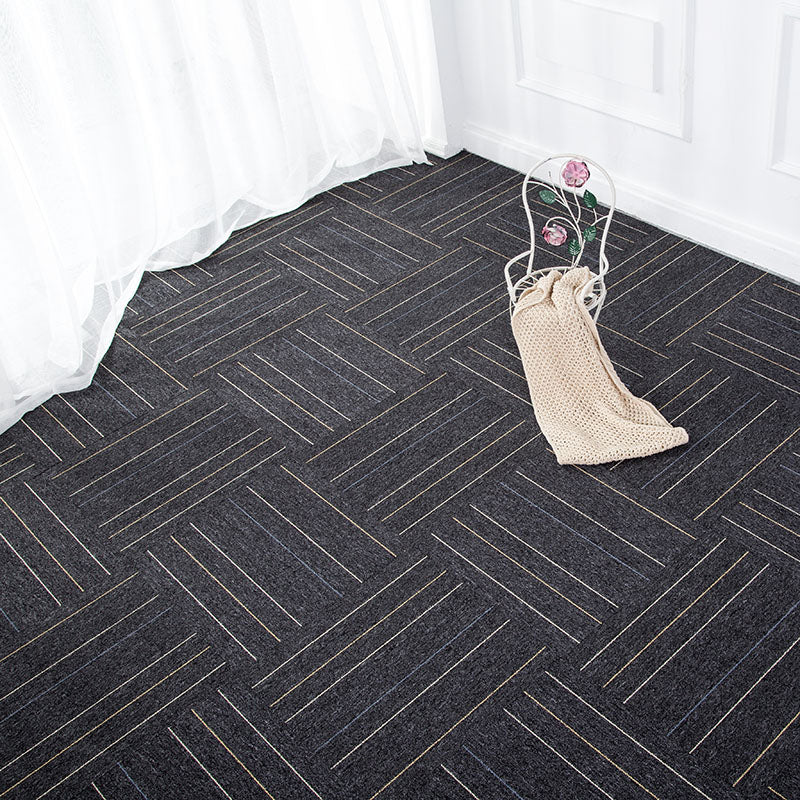Dark Color Level Loop Carpet Tile Non-Skid Adhesive Tabs Indoor Carpet Tiles Matte Black Clearhalo 'Carpet Tiles & Carpet Squares' 'carpet_tiles_carpet_squares' 'Flooring 'Home Improvement' 'home_improvement' 'home_improvement_carpet_tiles_carpet_squares' Walls and Ceiling' 6928888