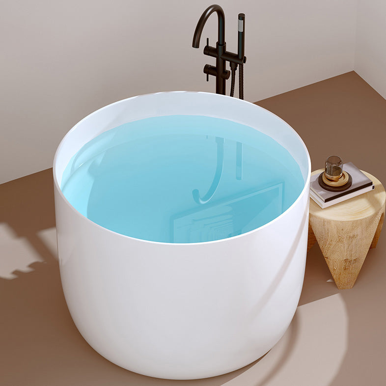 Round Soaking Bathtub Antique Finish Acrylic Freestanding Bath Tub Clearhalo 'Bathroom Remodel & Bathroom Fixtures' 'Bathtubs' 'Home Improvement' 'home_improvement' 'home_improvement_bathtubs' 'Showers & Bathtubs' 6949352